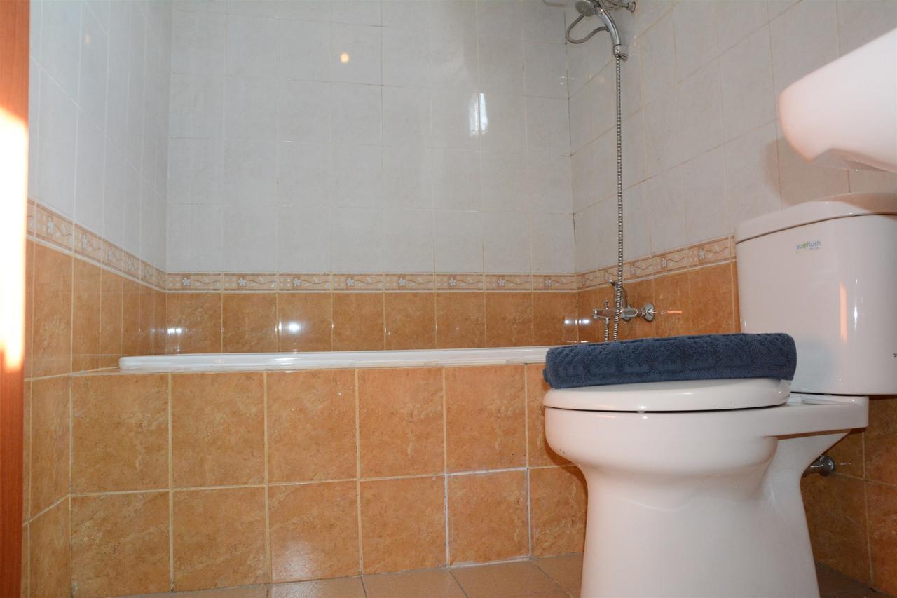 3Br Grand Palace With Private Bathtub By Travelio Jakarta Exteriör bild
