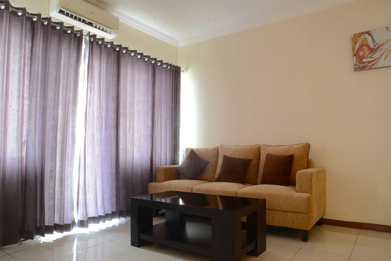 3Br Grand Palace With Private Bathtub By Travelio Jakarta Exteriör bild