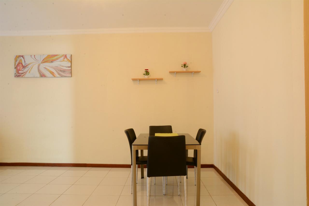 3Br Grand Palace With Private Bathtub By Travelio Jakarta Exteriör bild